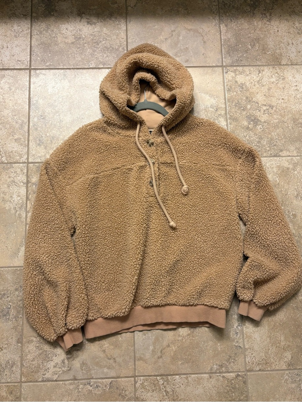 Hooded Sherpa Pullover Sweater - Tan